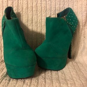 Teal green Platform pumps